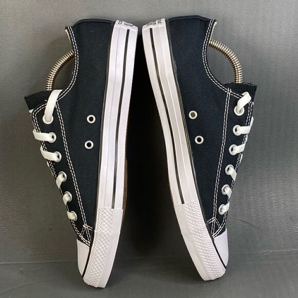 Black and white Converse chuck Taylor allstar sneaker shoes womens size 6 - Picture 5 of 9